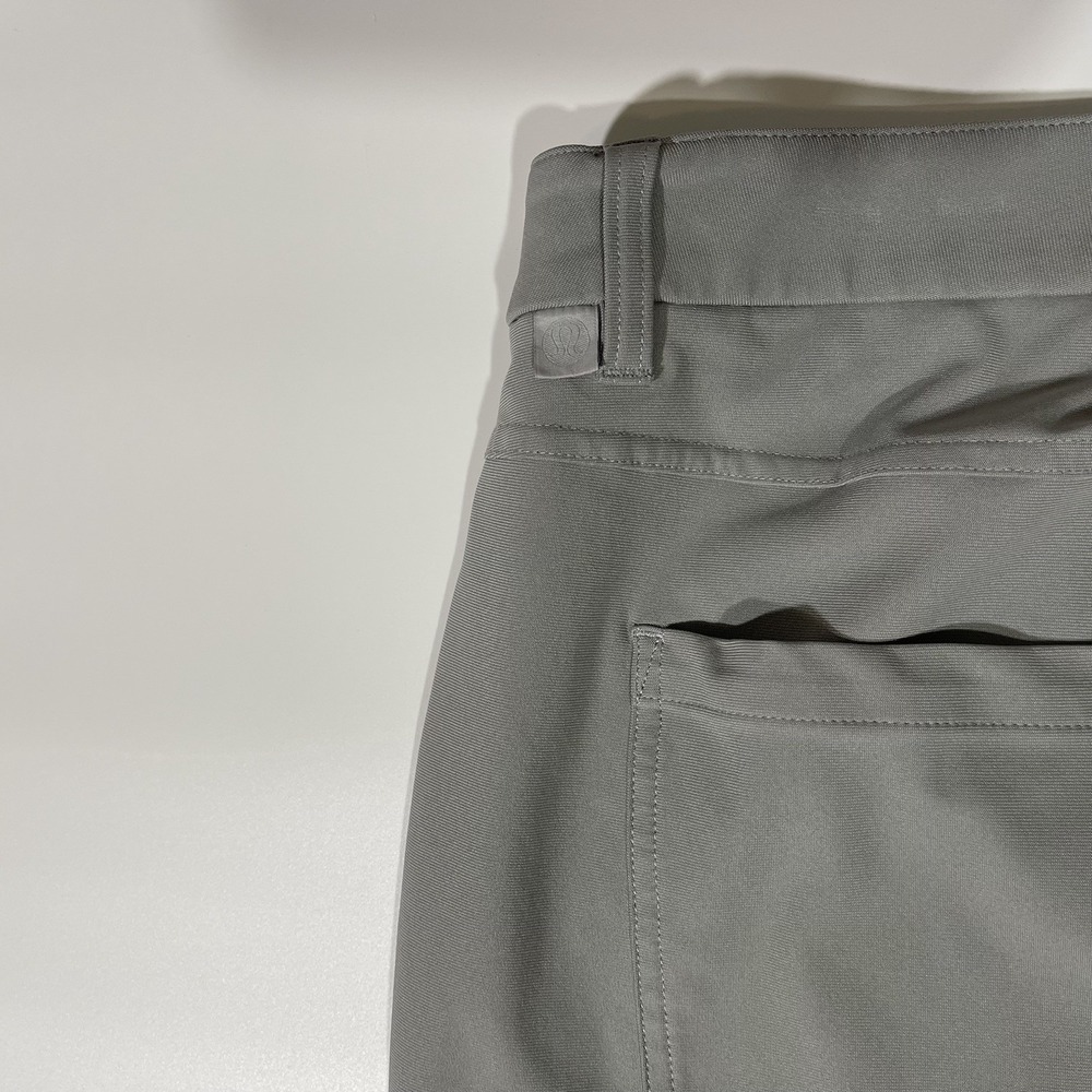 Lululemon ABC Relaxed Gray Chino Pants Men's Size‎ 40 (40x29) Golf Performance - Picture 5 of 9